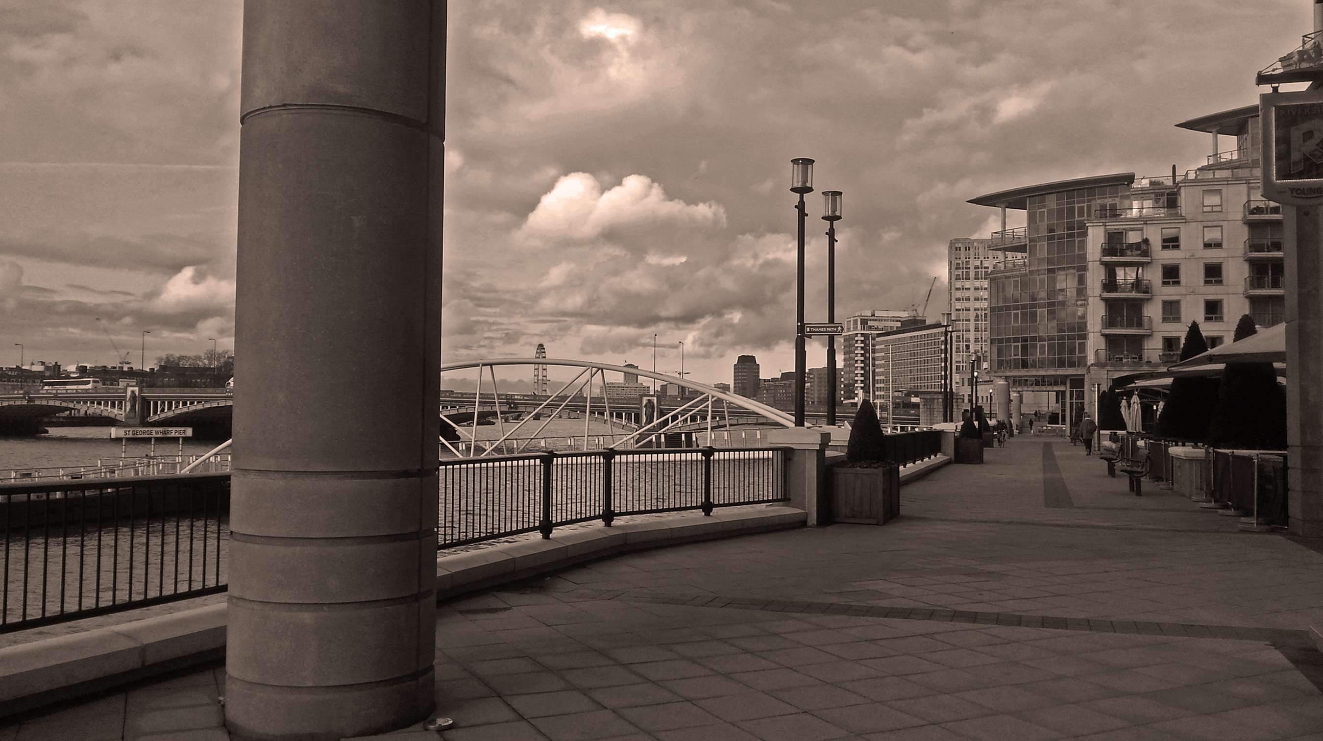 Vauxhall Riverside, London - Bak2Buks